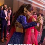 Mukti Mohan Instagram - This rare moment where didi is singing on stage and us dancing on your wedding day 🌸 @muktimohan I love you and miss you everyday 🫶🏼