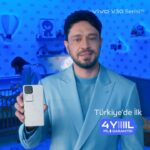 Murat Boz Instagram - Yeni vivo V30 5G Türkiye’de İlk kez 4 Yıl Pil Garantisi sunuyor! vivo V30 5G Star Işığı Portresi ile stüdyo kalitesinde portreler çek, 4 Yıl Pil Garantisiyle uzun süreli performansı deneyimle! #vivo #V30Serisi5G #Hayat KutlamayaDeğer!