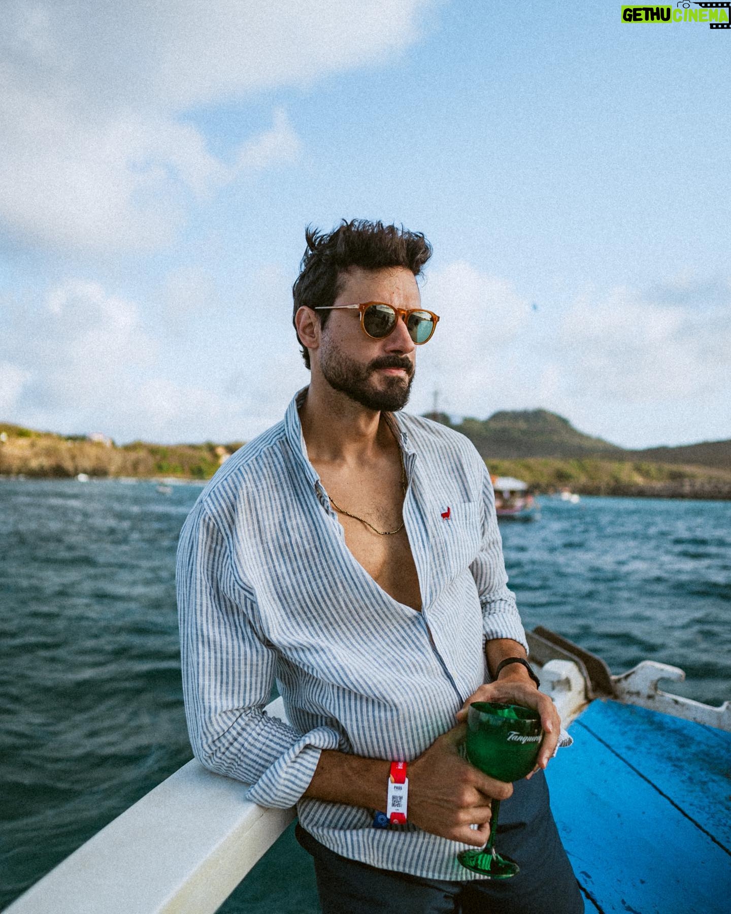 Murilo Cezar Instagram - Noronha, agora sei pq sempre a chamam de Para铆so Brasileiro 馃А | @noronhaweekend at茅 o pr贸ximo 馃槈