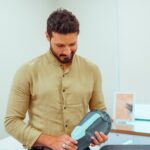 Murilo Cezar Instagram - Vocês sabem que já sou adepto de tratamentos de medicina avançada, por isso experimentei o protocolo de hipertrofia e definição da @casakea| uma combinação das enzimas com o Emsculpt Neo (que eu já sou fã) | convido vocês pra conhecer todo esse universo de medicina avança e dividirei com vcs o resultado. | #casakea