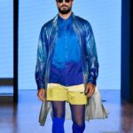 Murilo Cezar Instagram – Lino Villaventura | @spfw 

a experiência de desfilar no São Paulo fashion week é sempre única, ainda mais para o Lino, um artista de alma, que nessa edição  celebra 45 anos da marca. 

parabéns @linovillaventura por toda trajetória e ser esse ser humano inspirador, parabéns também ao meu xará, que assinou toda beleza @murilomauricio e parabéns a toda competente equipe que fez esse show acontecer. 

#spfw #linovillaventura