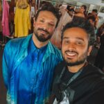 Murilo Cezar Instagram – Lino Villaventura | @spfw 

a experiência de desfilar no São Paulo fashion week é sempre única, ainda mais para o Lino, um artista de alma, que nessa edição  celebra 45 anos da marca. 

parabéns @linovillaventura por toda trajetória e ser esse ser humano inspirador, parabéns também ao meu xará, que assinou toda beleza @murilomauricio e parabéns a toda competente equipe que fez esse show acontecer. 

#spfw #linovillaventura