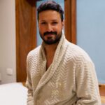 Murilo Cezar Instagram - Todo dia é dia de se cuidar, ainda mais na minha casa no coração do jardins em de São Paulo, a @casakea | Já conhecem a criolipolise? Um tratamento para gordura localizada com resultado rápido e em poucas sessões! Ao longo do verão vou apresentar pra vocês as qualidades e benefícios dos tratamentos com medicina avançada e bem-estar. #casakea