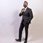 Mustafa Al abd ullaah Instagram - Echoes of Mesopotamia in every pose – the song continues even in silence. 🌟 #IraqiSoul #MusicInFrames #VoiceofIraq #MelodyInImagery #musician #musica #suits #fashionista #fashionable