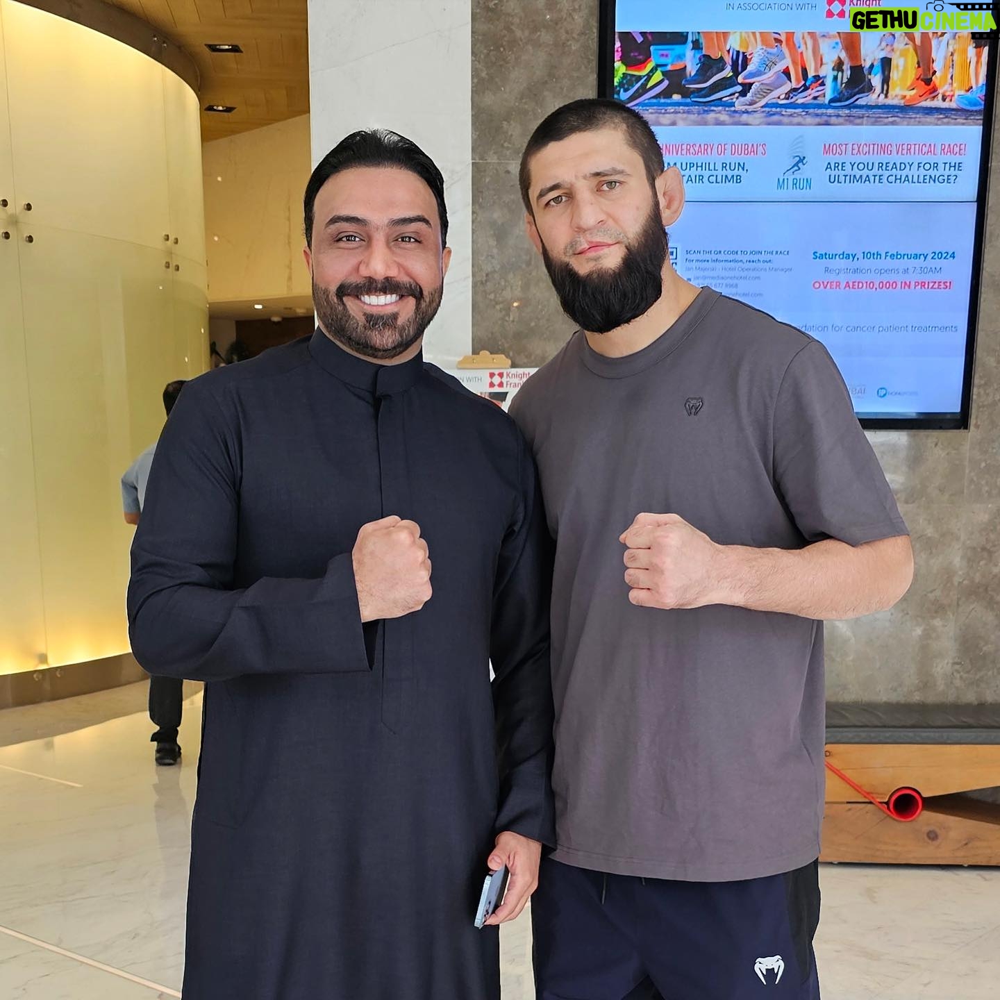 Mustafa Al abd ullaah Instagram - It was great pleasure meeting the world champion, and one of the warriors greatest of all time, and great personality, keep it up brother we are all supporting you @khamzat_chimaev #ufc #fighter #mma #gym #ufcfightnight #warrior #workout #dubai🇦🇪 #fighter #warriors #martialarts