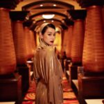 Myolie Wu Instagram – Love this outfit ✨💛👑
👗: @normakamali
💍: @chowtaifookjewellery