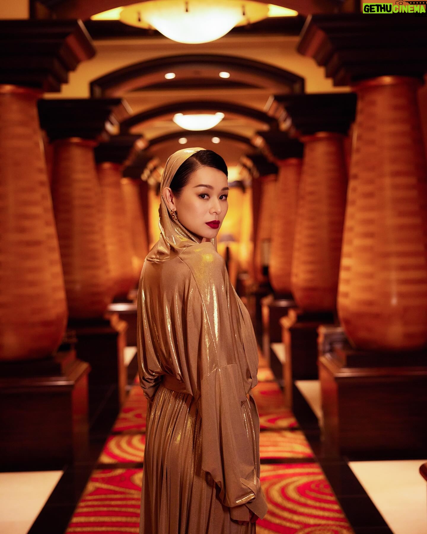 Myolie Wu Instagram - Love this outfit ✨💛👑 👗: @normakamali 💍: @chowtaifookjewellery