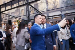 Myolie Wu Instagram - Some behind the scenes, Mr Brunello checking Mr Lee’s suit to perfection 😄, so happy to meet many friends and fans too! ❤️🇮🇹 @brunellocucinelli @brunellocucinelli_brand #brunellocucinelli #milanfashionweek2024