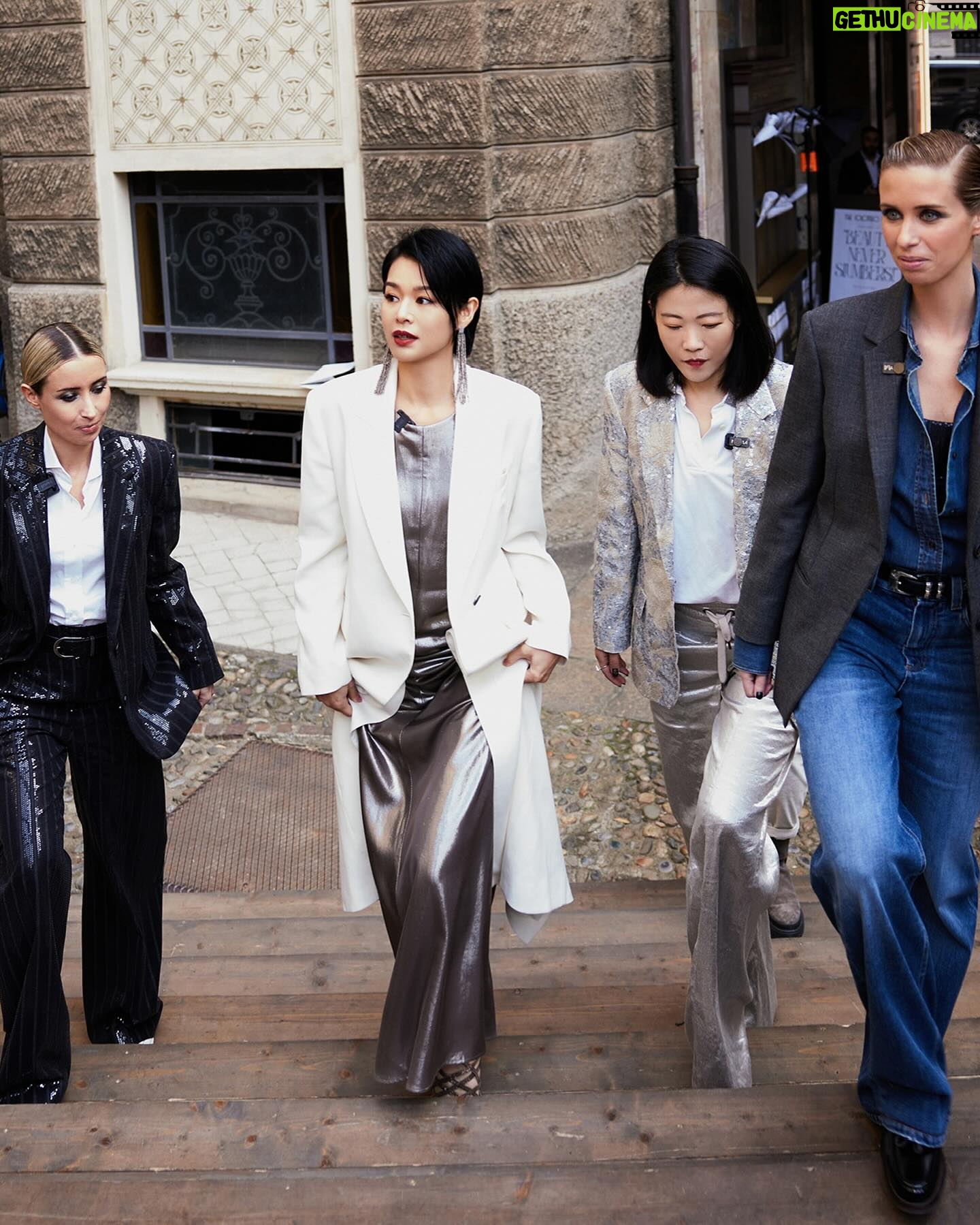 Myolie Wu Instagram - Very happy to be at Milan Fashion Week for Brunello Cucinelli’s Ladies Fall/Winter 2024/25 collection presentation. I was very happy to meet with Mr Brunello, his family including his daughters Camilla and Carolina who told me more about the brand’s story and this season’s inspiration. The collection highlighted the brands commitment to style with intricate detail and superb quality. I saw many beautiful pieces using a wide variety of different materials and craftsmanship creating a collection that also gave a feeling of consistency that stayed true to Brunello Cucinelli’s DNA and I just want to try on everyone every piece. This was also a special event as it’s the first time Mr Lee has attended a fashion presentation with me 😊 I was very surprised when I proposed the idea to him and he said yes immediately. He said he has admired their brand for a long time for its quality, design and history. He even joined me to take a few pics dressed in their clothes! ❤️ Thank you for having us! @brunellocucinelli_brand 今天在米蘭來到了一個很特別很溫暖的秀場,場內佈置的小細節很戳我喜愛的點,衣服更是讓我驚艷,好想每一件都帶回家☺️ 從試裝開始,我就在期待這個的展覽,果然今天置身這裡,便感覺不虛此行。 也見到了好友和粉絲朋友,大家都很開心! 李先生這次也來了,這是他第一次參加Fashion week, 因為他真的很喜歡這個品牌設計,背後的理念和價值觀,很榮幸見到品牌始創人老先生本人,祝願他們繼續創作經典! @brunellocucinelli @carolinacucinelli #BrunelloCucinelli #cucinelli #gentleluxury #beautyneverslumbers #milanfashionweek2024