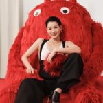 Myolie Wu Instagram - 謝謝 「OK精彩」龍年第一個精精神神的封面，祝大家龍龘啟運，龍馬精神🐲🧧❤️㊗️🙏💪🏻 @hakkaphil