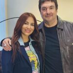 Myriam Hernández Instagram – Además de pasarlo increíble, cantar y bailar, me reí tanto!! 🤍
Es que su buena onda es arrolladora!! Son tremendos @lostres_oficial 🤍 #revuelta #lostres #alvaro_henriquez_pettinelli