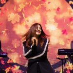 Myriam Hernández Instagram – Qué hermosa noche vivimos en Curacaví 🧡
Gracias por cantar con tanto amor nuestras canciones 🧡 #invencibleworldtour 
📸 @fernando.fotografias
