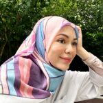 Nad Zainal Instagram - Ada ni tengah fikir content esok… lately tak sda masa nak LIVE doakan esok ada masa dan kudrat nak live dengan tudung tudunh @nadikesumabynadzainal cuma ada 2 designs dah habis, WIDURI, SERI DEWI Hajar, Zakiah & Zaleha tinggal nyawa nyawa ikan jadi kalau tak nak ketinggalan WA 0133248060 TENGAH SALE @nadikesumabynadzainal