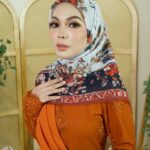 Nad Zainal Instagram - Ada ni untuk warna brick orange jangan risau jumpa di boot U09 celebfest