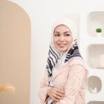 Nad Zainal Instagram – LISA

@nadikesumabynadzainal 

ada sesiapa nama LISA dekat sini?? selain Lisa Surihani