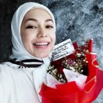 Nad Zainal Instagram – im so blessed dapat rakan yang baik mamcam @myramegan 

@saidah_skinelle @hanashahadan dua ni memang laju bab bab macam ni

now ada @myramegan 

terima kasih…

@faboulooks_hq
