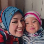 Nad Zainal Instagram - Siapa suruh bangun tidur petang awal.. kan dah kena jadi bahan eksperimen bagus model , tak berbunyi.. patuh 😏 KELLY & PUTERI @nadikesumabynadzainal