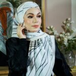 Nad Zainal Instagram - Salam Ramadan tudung Raya dah ada? cepat dapatkan segera semantara stock masih ada WA 0133248060 @nadikesumabynadzainal