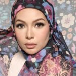 Nad Zainal Instagram - Assalamualaikum dah shopping @nadikesumabynadzainal ? Untuk warga Singapore Nanad akan bagi link later ya 💕 @nadikesumabynadzainal