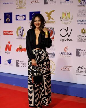 Nada Moussa Instagram - من حفل إفتتاح _مهرجان_ أسوان الدولي لأفلام المرأة 

#aiwff2024 

Many thanks to the great team behind the look ❤️

Styled by : @omnialy 
Jewelry : @yararamzyjewelry 
Hair : @eclat_beauty_sallon 
Make up by: @marihan_adel_makeup_artist-at @alsagheersalons