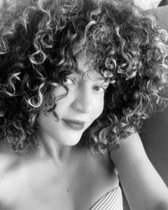 Nada Moussa Instagram - My hairstyle was perfect 🥰 & then the humidity said: today I shall make you look like The 🦁 Lion king.