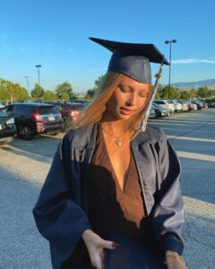 Nadia Turner Instagram - GRADUATED BITCHES! i’ve already cried