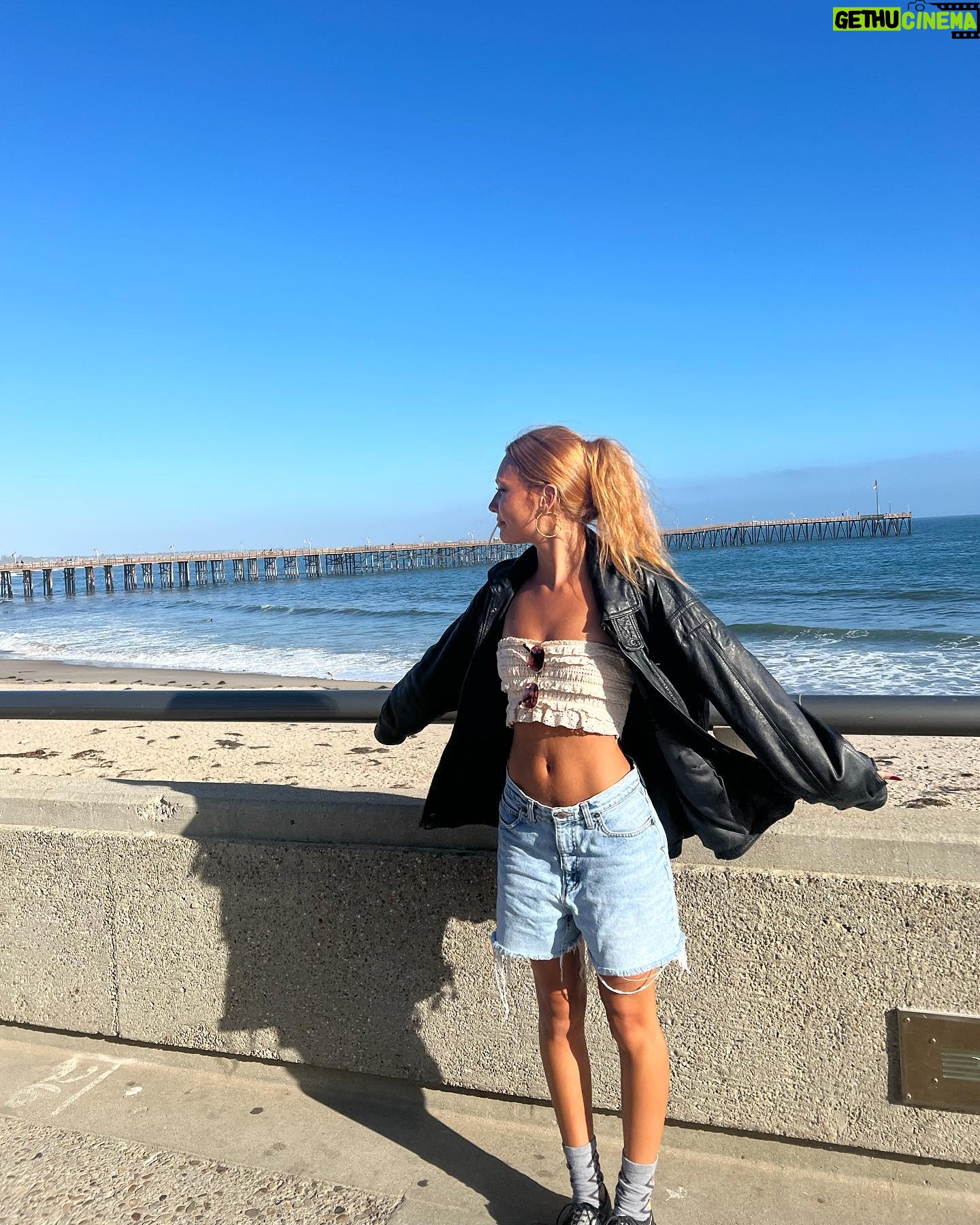 Nadia Turner Instagram - saw a beach squirrel