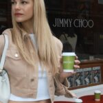 Nadine Leopold Instagram - Have you read the news? 💗 @jimmychoo #jimmychoo #ootd