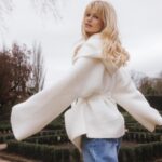 Nadine Leopold Instagram - Sometimes you just have to dance it out 🥰