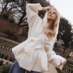 Nadine Leopold Instagram - Cozy vibes for Friday 🦋