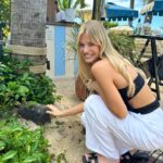 Nadine Leopold Instagram - Tortoise heaven 🐢