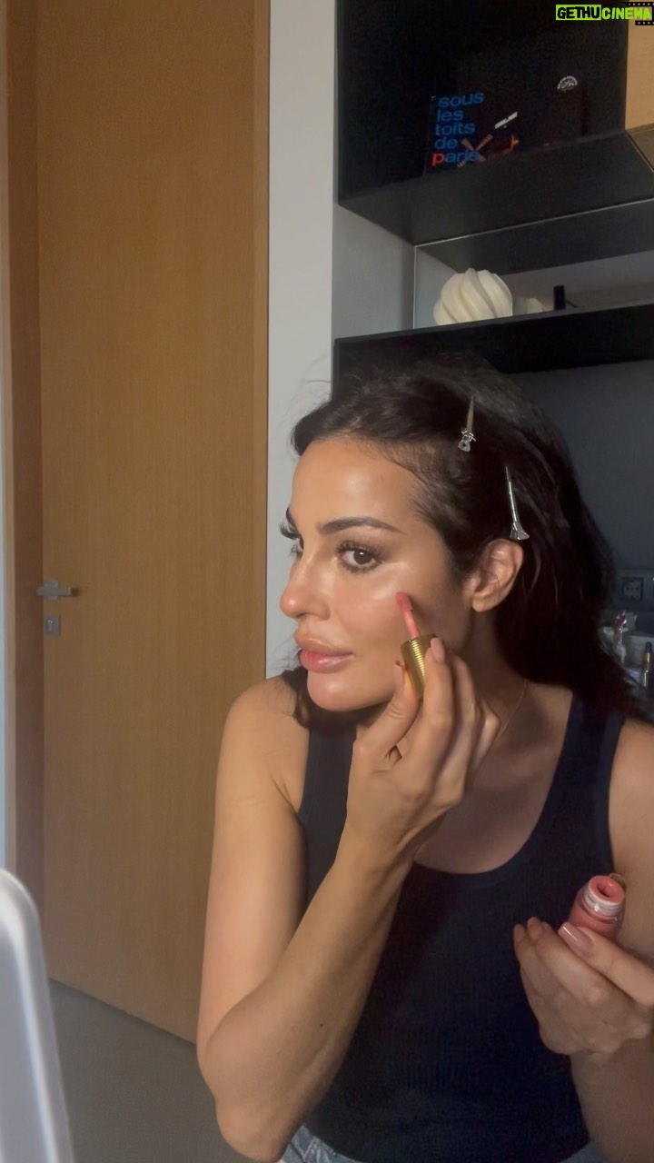 Nadine Njeim Instagram - A flawless make-up look using Nadine Njeim beauty @nadine.njeim.beauty 1. Hydrate and illuminate my skin with the glow satin illuminator 2. I blended concealer over imperfections using a brush or beauty blender 3. Applied a cream contouring stick to my face and blended it with a beauty blender to add definition 4. I applied two dots of the Allure velvet blush in shade ANGEL and blended it out with my brush. Due to the amount of pigment, I had to remove excess product from the applicator.🤪 5.To finish my look, I applied lipliner and one dot of Allure velvet glow on the lips. 👄 #beauty #beautyproducts #glow #skin #beautytips #nadinenjeimbeauty #unveilyourbeauty #nnnbeauty #nadinenassibnjeim What color blush did I use?