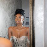 Nafessa Williams Instagram – I be holdin out. These was just sitting in the gallery. 📸 @rockijean 

This part of my house is called the Chateau. It’s giving Old Hollywood Glamour Vibes. I have to show y’all the whole wall of all the beautiful black actors who shoulders I stand on. My favorite room ☺️✨ #home #beauty #fashion #hollywood #glamour

Hair @thehairguruuu 
Makeup @enhancedbyteisha ancement