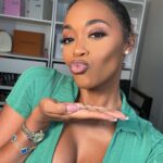 Nafessa Williams Instagram – Self makeup class w/ my main one @enhancedbyteisha 💄