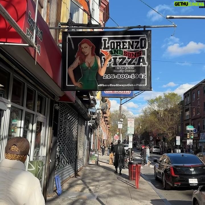 Nafessa Williams Instagram - Life home in Philly this weekend… #philly #family #birthday #foryou #foryoupage #explore 1. MF Mirror Check 2. Brunch at Prime Rib (it was bussin) 3. Yoga (slides @y__fear) 4. Mommy, HBD Apr 4th🥰💕 5. Visiting my old job at the Law Firm (more coming) 6. Seeing my lil cousin off on his Jr. Prom 7. My full look, didn’t get any pics 8. Sissy and Mommy 9. My favorite Pizza 10. @officiallycammi first time in Philly. Had to get her right.