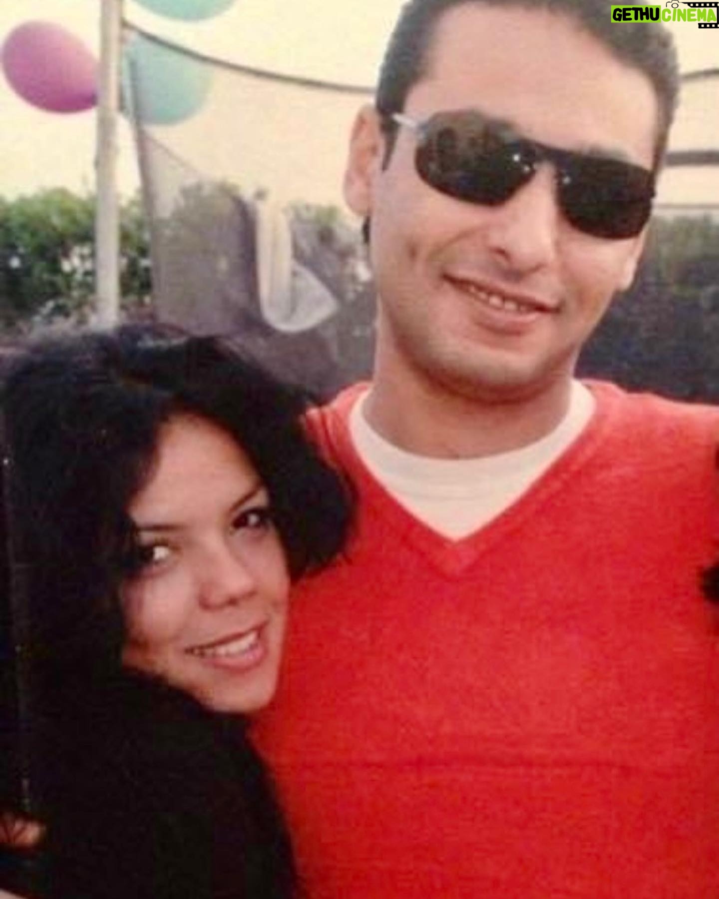 Nahed El Sebai Instagram - "اللهمَّ ارحم وجهاً بشوشاً فقدناه وصدراً رَحِباً ضاقت بنا الدنيا بعده، اللهمَّ وسّع قبر أخي بنعيمٍ اللهمَّ ارحمه واغفر له فهو أغلى ما فقدت". Sometimes i wish u were here so I could tell u how much i need u and how hard everyday has been without you