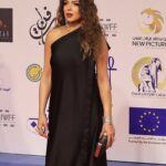Nahed El Sebai Instagram - شرف كبير ليا اني اكون عضو لجنة تحكيم في مهرجان اسوان الدولي لسينما المرأة انا بحب مهرجان اسوان و اسوان و شعبها جدا جدا و ذكرياتى مع امي في أسوان جميلة و انا ممتنه من قلبي للمهرجان و الاتحاد الاوروبي لانهم منحوا امي تكريم عن مشوار حياتها و هي عايشه قبل وفاتها ف لي مكانه خاصة عندي @aiwffestival #مهرجان_اسوان_الدولي_لافلام_المرأة Hair and makeup @alsagheersalons @nehal_khalil_makeup_artist