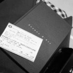 Nako Yabuki Instagram - 舞台『ジャンヌ・ダルク』 観劇してきました⚔️ とにかく迫力がすごかった。 客席まで使った演出で、戦闘のシーンも臨場感溢れる舞台でした。 清原さん演じられるジャンヌの力強い声だったり、みんなを引っ張っていく姿、信念の強さ、勇敢な姿には本当に感動したしパワーをもらいました。 そして、小関さんのシャルルは熱量がすごい伝わってきて胸がいっぱいになって何回もうるうるしてしまったし、遠くからでも表情がよく見えない時でもシャルルの感情が伝わってくるのが不思議な感覚だったなぁ。 つぼっち、坪倉さん演じるレイモン、素敵なおやっさんすぎました。ジャンヌにとってすごく頼もしい存在だったんだろうなと。 それぞれの人物にいろんな背景や物語があって、あと何回か観たいし、本当に目が足りないくらいです。 素敵な舞台を観劇でき、良い一日を過ごせました:)