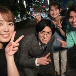 Nako Yabuki Instagram - #癒しのお隣さんには秘密がある 田辺ちゃん、自分の気持ちに気づくの遅過ぎたけど、最後は恋が実ってよかった😭😂✨ そして最後の先輩(藤子さん)と仁科さんのピクニックの写真はもう、、、素敵過ぎましたね🤦🏻‍♀️🥺✨ 写真は、色んな場面のオフショットです📷 #となヒミ 最終話ご視聴ありがとうございました！！