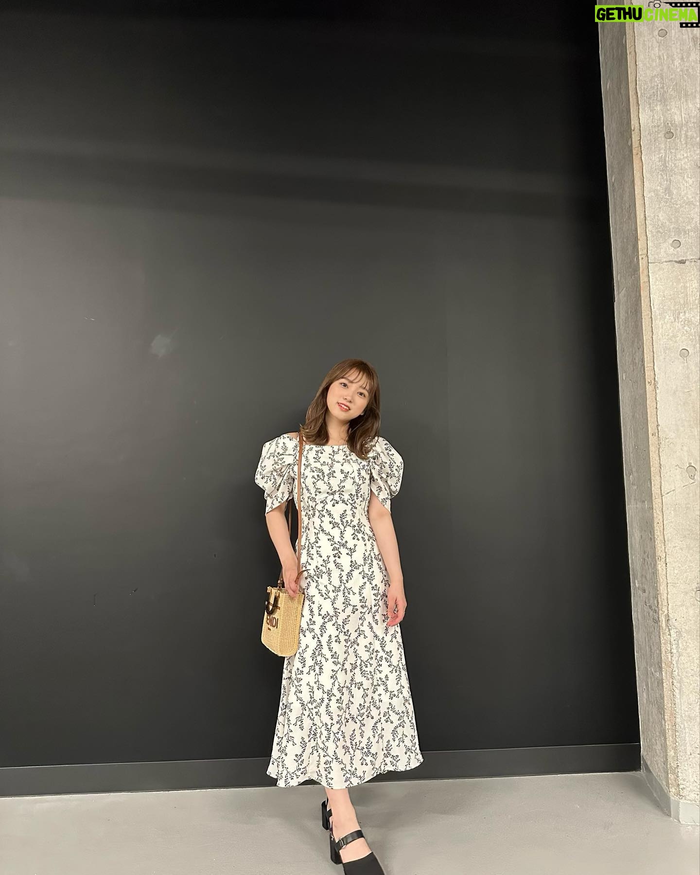 Nako Yabuki Instagram - 22歳も宜しくお願いします☺️✨ (あ、髪切りました💇🏻♀️)