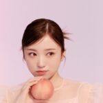 Nako Yabuki Instagram - Addict(エイディクト)@addict_jp の ジャパンアンバサダーに就任しました🌷 韓国で撮影したキービジュアル、とてもお気に入りです☺︎ もぎたての果実のような香りや爽やかなお花の香りなど身に纏ったり、お部屋にフワッと香らせたい香りが沢山あり私も愛用させていただいてます💟 これから皆さんにエイディクトの魅力をお届けするのが楽しみです🫧 #PR @addict_jp #Addict #エイディクト