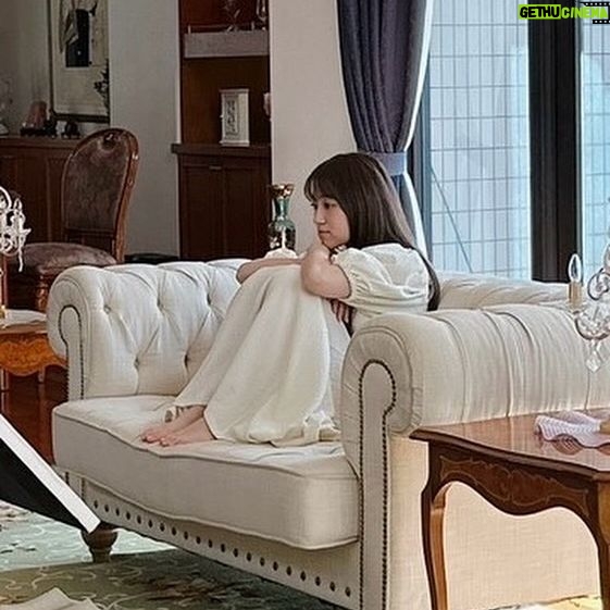 Nako Yabuki Instagram - ドラマL『18歳、新妻、不倫します。』 最終話が放送されました🌷 ドラマで初めてのヒロインということで、現場に入る前から緊張も不安も大きかったし、撮影しながらもすごく悩むことが多かったです。 でも本当にたくさんの方に支えられて最後まで三条明花を演じることができました。 最後までご視聴いただき、新妻不倫を愛してくださり、ありがとうございました! そしてDVD&Blu-ray BOXの発売も決定したので、ぜひチェックしてみてください✨