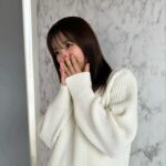 Nako Yabuki Instagram – エクステつけてたのもあって、すぐ癖が出たり、髪の毛が広がったりするのが悩みだったけど、
韓国発祥のウォータートリートメントがエッセンシャルから出ていて
使ってみたらすごくサラサラになってドライヤー後から全然違う！🫧
しかも速乾効果がすごいので急いでる時も助かる✨
私はナチュラルモイストタイプがお気に入り♡
 
#PR
#エッセンシャル
#ウォータートリートメント
#マーメイド髪水
#ヘアケア
#トリートメント
#水トリートメント
#ヘアオイル