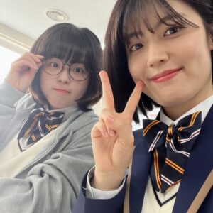 Nam Ji-hyun Instagram - 주말에도 하이쿠키🤭
정한고 최고 귀요미 다현이와
최고 금쪽이… 곽민준☺️☺️