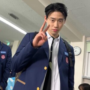 Nam Ji-hyun Instagram - 주말에도 하이쿠키🤭
정한고 최고 귀요미 다현이와
최고 금쪽이… 곽민준☺️☺️