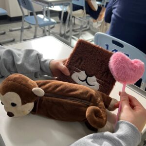 Nam Ji-hyun Instagram - 주말에도 하이쿠키🤭
정한고 최고 귀요미 다현이와
최고 금쪽이… 곽민준☺️☺️
