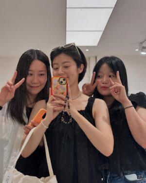 Nam Ji-hyun Instagram - @chochowon 헤헿 넘 이뻐요오🫶
