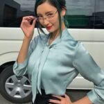 Nanao Instagram - 本日、情報解禁されました #ヲタクに恋は難しい ！ #小柳花子 役です💚 皆さんが1番心配されている巨乳は、おっぱいベストで実写化しております👐アニメのようにスーツがボディコンでないので分かりづらいですが、ちゃんと巨乳です‼️笑 劇中では歌唱、ダンスシーン、男装コスプレにも挑戦してます！お笑いパートだけかと思いきや、意外とちゃんと歌ってます🤫💖 撮影期間中に誕生日だったので花子ケーキ頂きました🎂✨ 2020.2.7公開です🎬🧡 #ヲタ恋 #wotakoi #コスプレ #cosplay