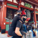 Nanao Instagram - 家族で浅草寺🐉 兄におんぶしてもらうと2mになります👫