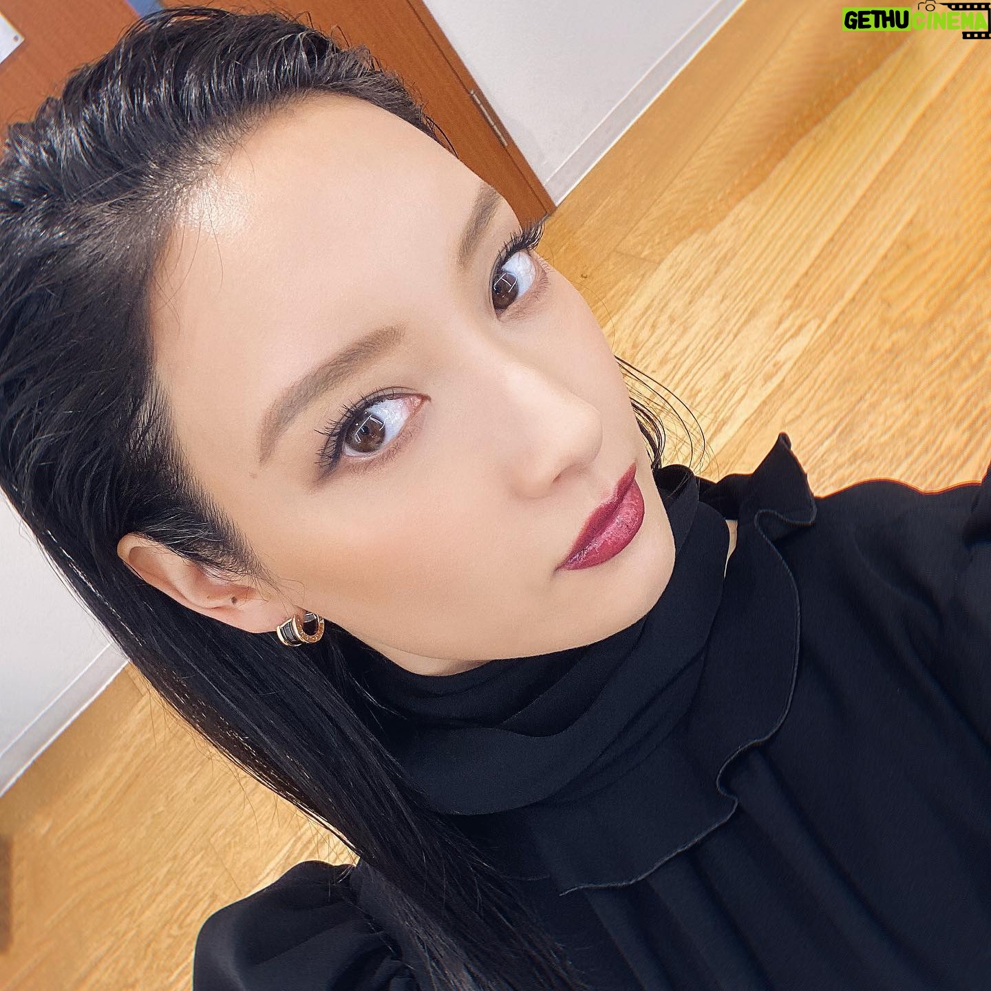 Nanao - 86.7K Likes - #オーマイボス恋は別冊で
ドS 鬼 編集長 宝来麗子 を
演じさせて頂きます😈
来年1月 火曜よる10時お楽しみに!
#ボス恋